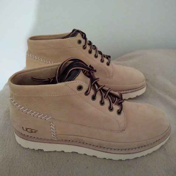 UGG Campfire Trail Nubuck Men's Boots SZ 11 NEW - Picture 8 of 8